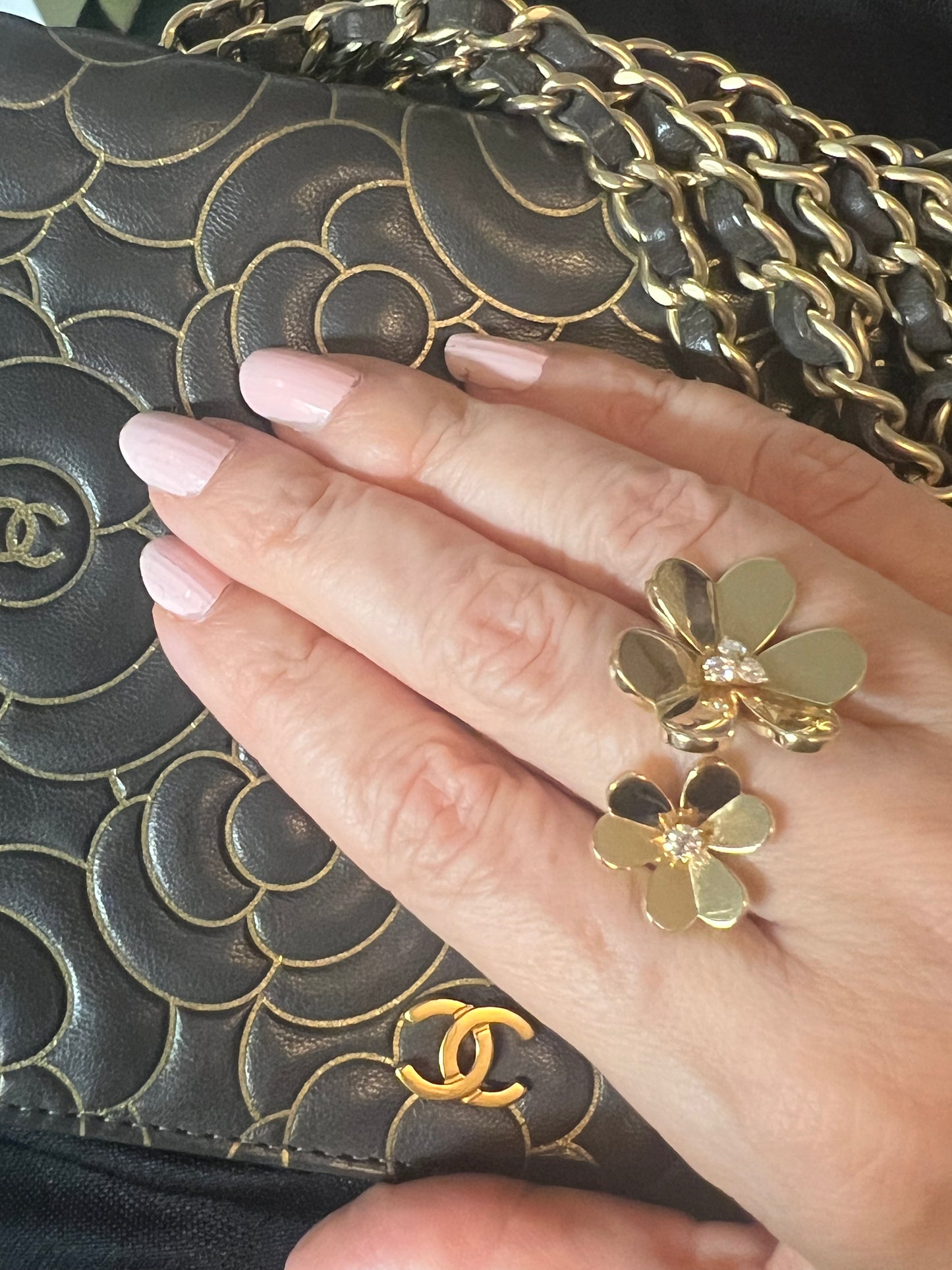 Van Cleef & Arpels 18 kt Yellow Gold Frivole Ring size 5.75