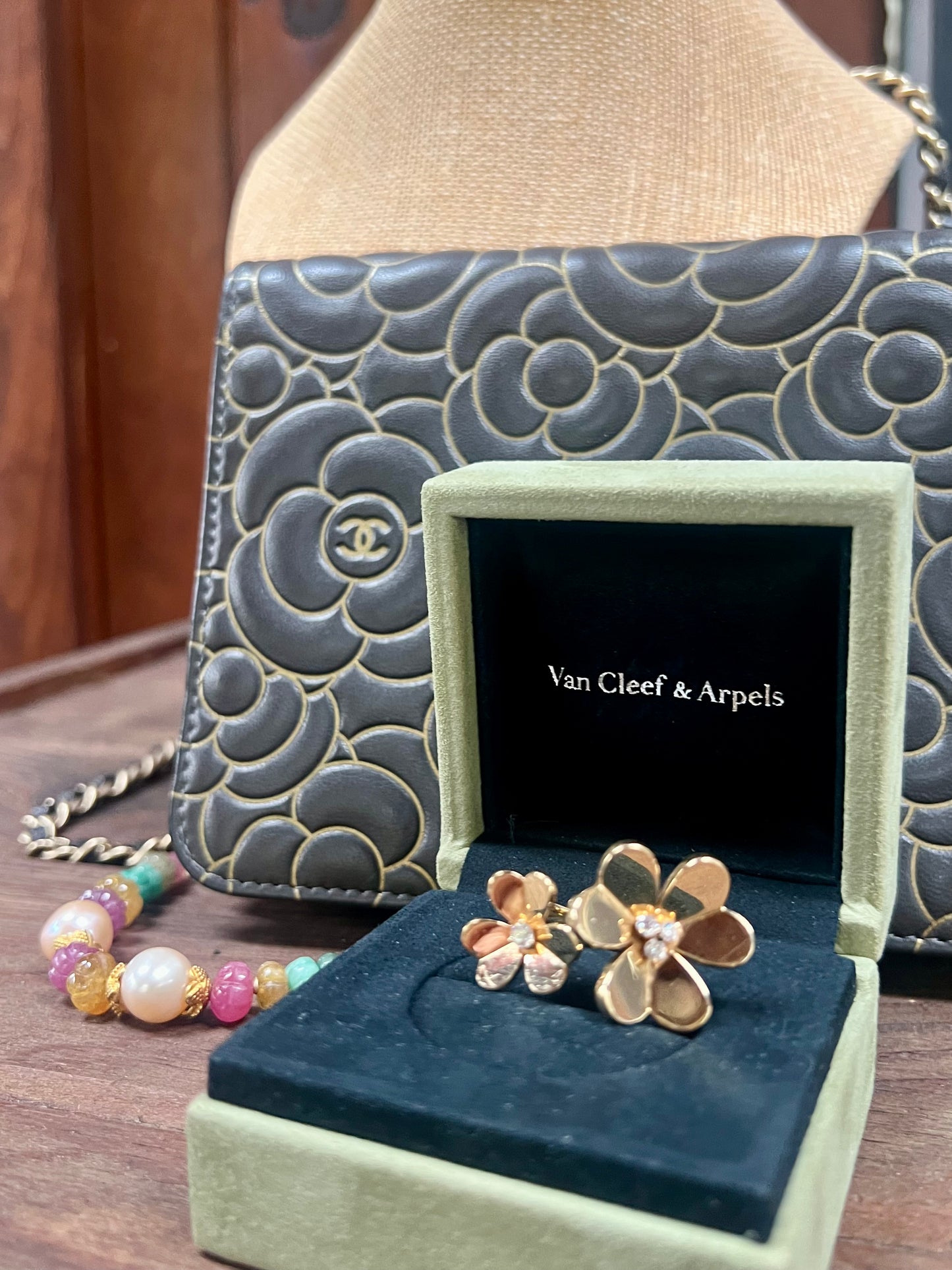 Van Cleef & Arpels 18 kt Yellow Gold Frivole Ring size 5.75