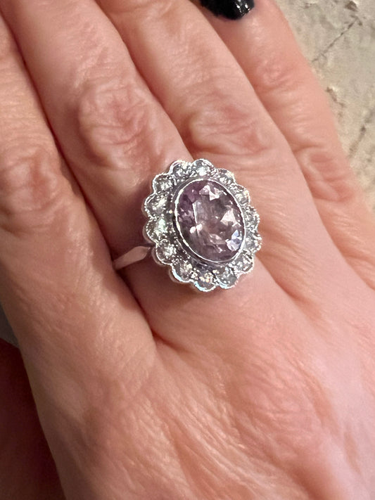 Custom Cocktail Ring 14. kt white gold w/ Oval Gemstone, Princess Diana Style